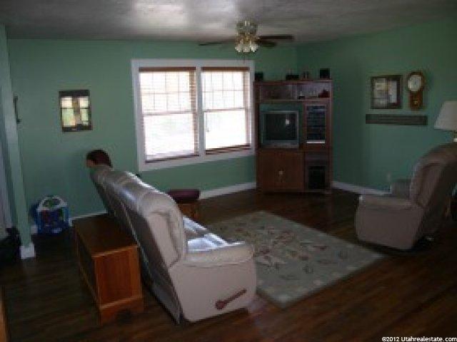 220 N 300 E, Providence, UT 84332 — photo 2