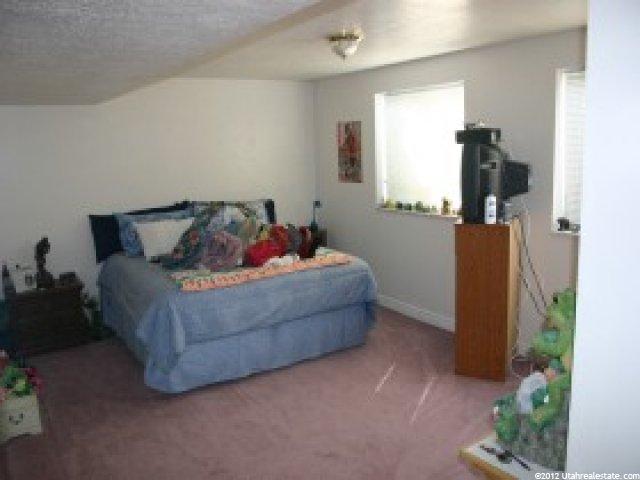 220 N 300 E, Providence, UT 84332 — photo 9
