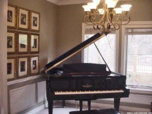 273 S 1550 E, Bountiful, UT 84010 — photo 3