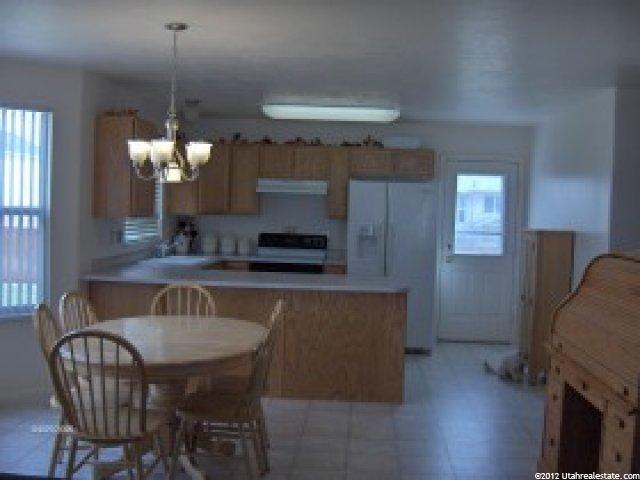 2961 W 2300 N, Clinton, UT 84015 — photo 4