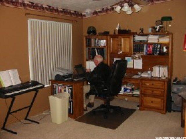 433 W Chase Ln, Centerville, UT 84014 — photo 11
