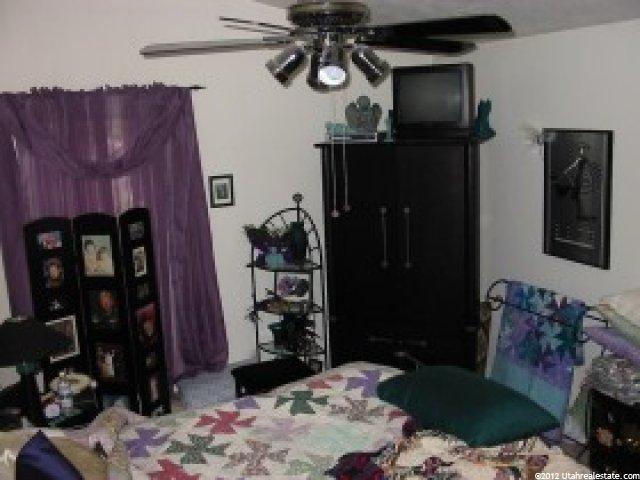 433 W Chase Ln, Centerville, UT 84014 — photo 9