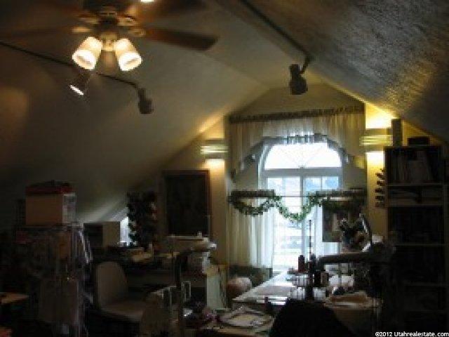 433 W Chase Ln, Centerville, UT 84014 — photo 10