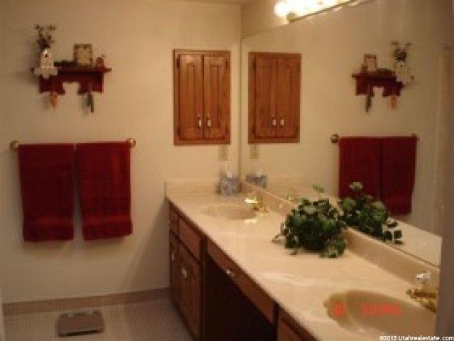 8903 Sutton Way, Sandy, UT 84093 — photo 4