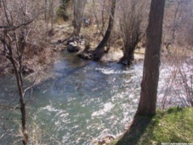 1028 Riverbend Ln, Ogden, UT 84404 — photo 11