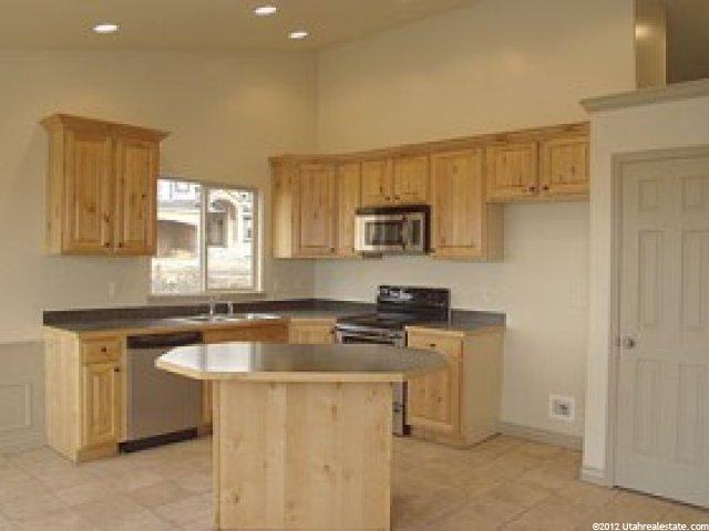224 Abrams Way E, Fruit Heights, UT 84037 — photo 4