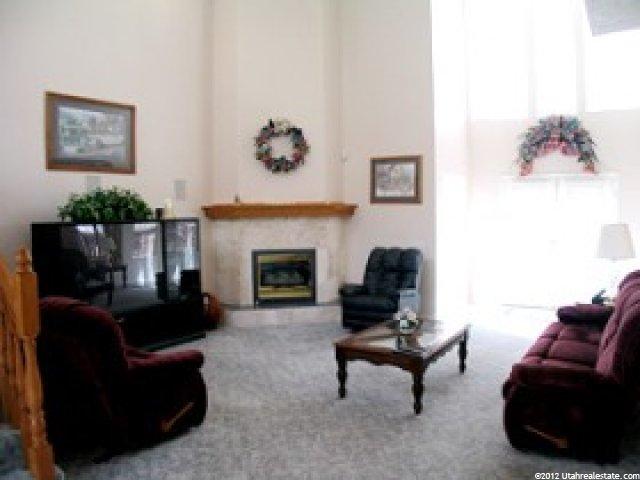 833 Dillon Dr, Ogden, UT 84404 — photo 2