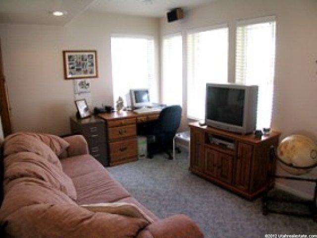 833 Dillon Dr, Ogden, UT 84404 — photo 12