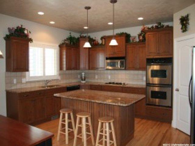 944 Mill Shadow Dr, Kaysville, UT 84037 — photo 3