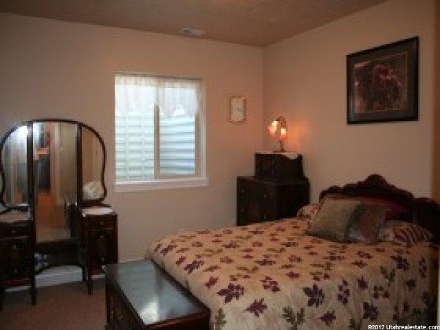 944 Mill Shadow Dr, Kaysville, UT 84037 — photo 7