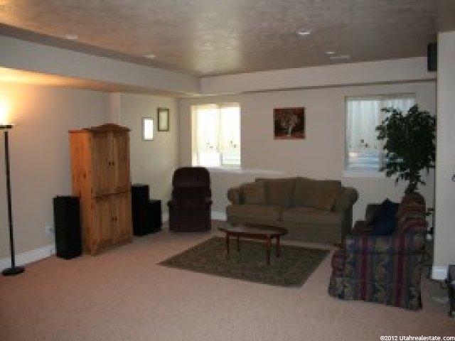 944 Mill Shadow Dr, Kaysville, UT 84037 — photo 8