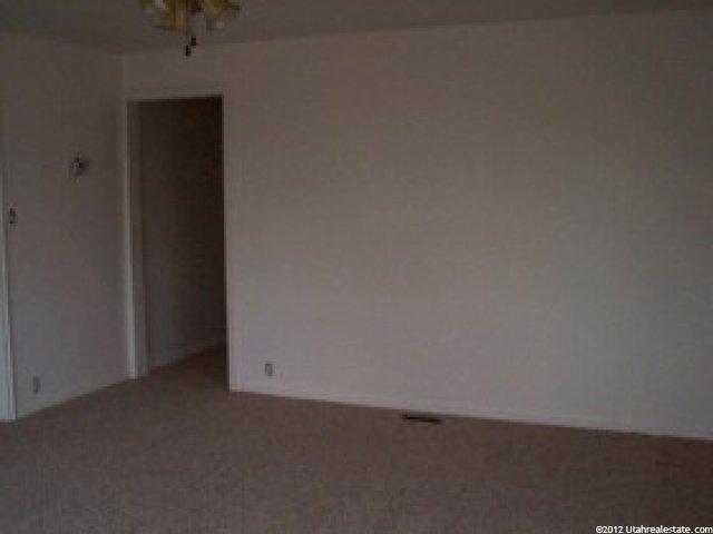 257 N State St, Roosevelt, UT 84066 — photo 4