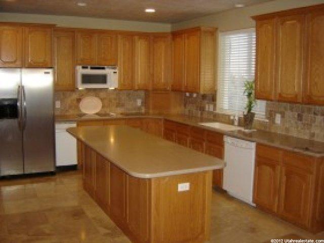 1031 E Eaglewood Dr, North Salt Lake, UT 84054 — photo 2