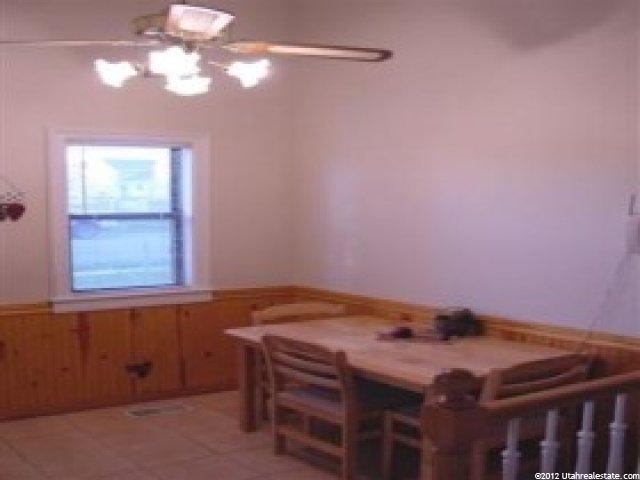 977 S 225 E, Layton, UT 84041 — photo 3