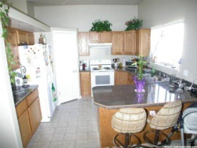 1458 N 2090 W, Clinton, UT 84015 — photo 3