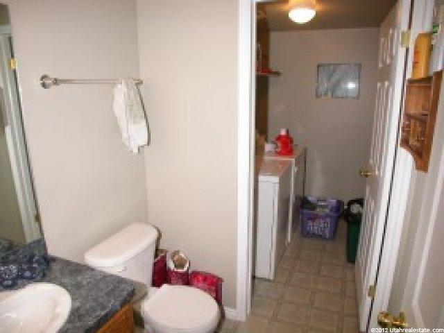 1458 N 2090 W, Clinton, UT 84015 — photo 8