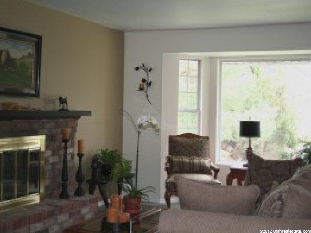 5462 S 200 E, Washington Terrace, UT 84405 — photo 6