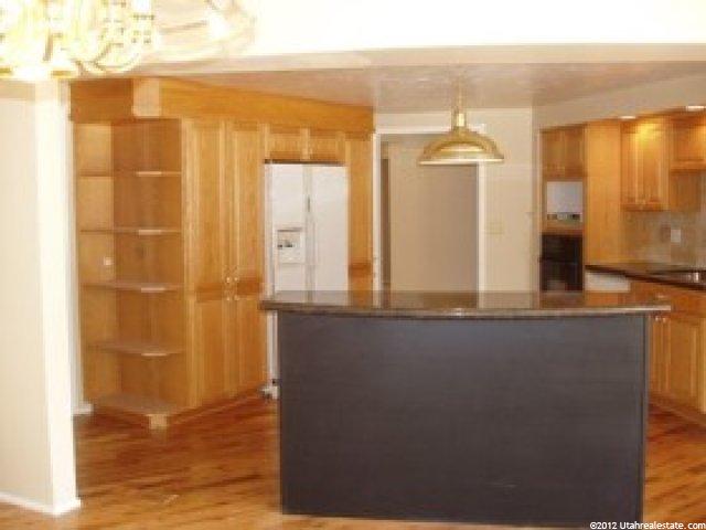 8715 S Sundance Dr, Sandy, UT 84093 — photo 5
