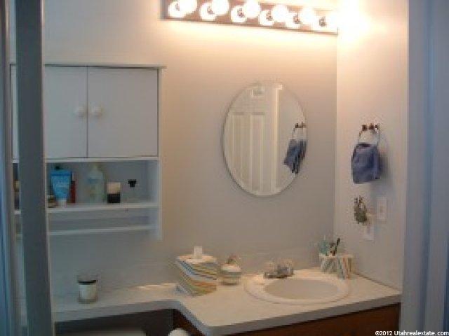 239 E 935 S, Layton, UT 84041 — photo 6