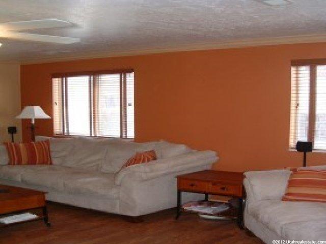 239 E 935 S, Layton, UT 84041 — photo 7