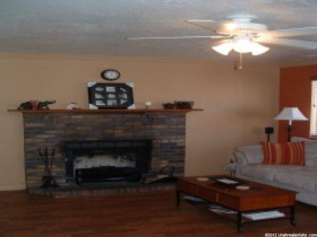 239 E 935 S, Layton, UT 84041 — photo 8