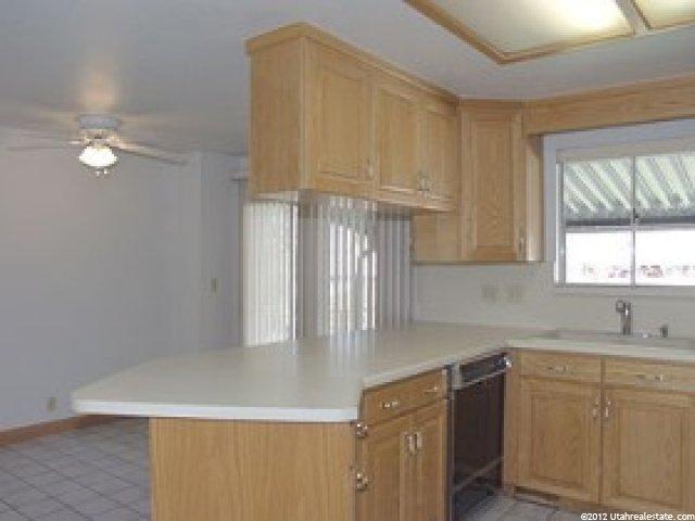10970 S Granite Dr E, Sandy, UT 84094 — photo 11