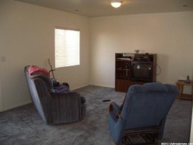 1102 W 2450 N, Clinton, UT 84015 — photo 6