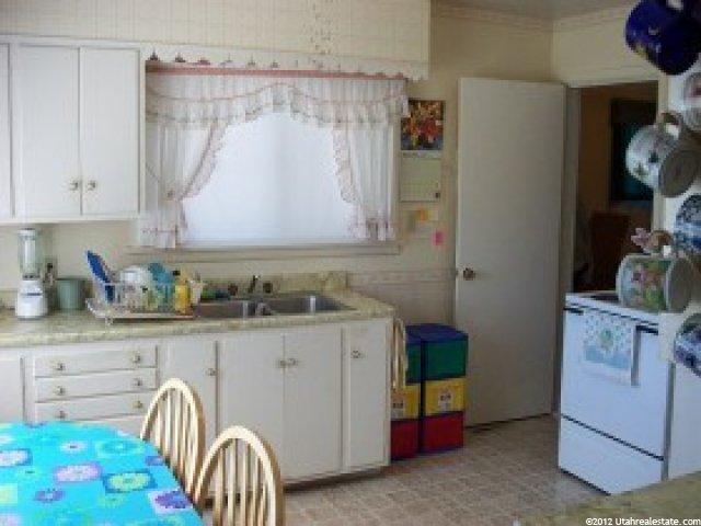 89 E 400 S, Mt Pleasant, UT 84647 — photo 4