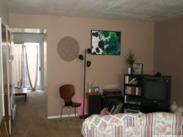 151 N Fort Ln #A, Layton, UT 84041 — photo 2