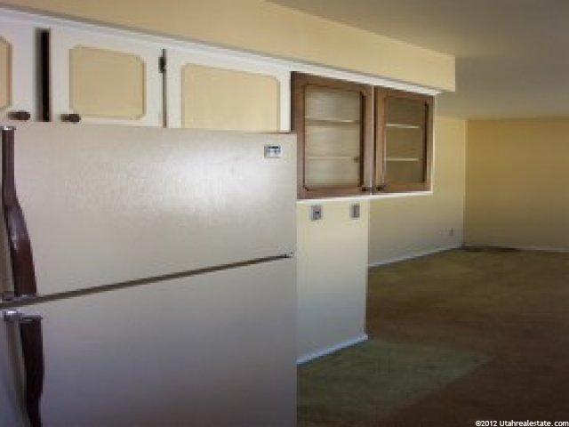 2240 E Murray Holladay 330 S, Holladay, UT 84117 — photo 2