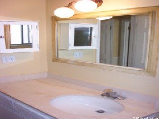 2240 E Murray Holladay 330 S, Holladay, UT 84117 — photo 5