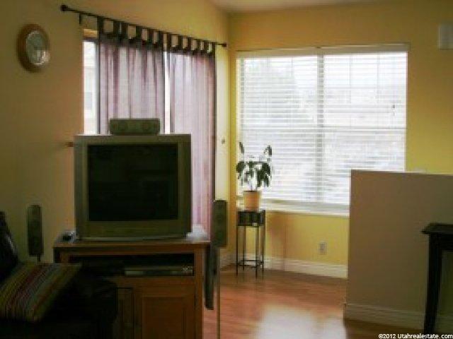 629 Skylark Ln, Midvale, UT 84047 — photo 4