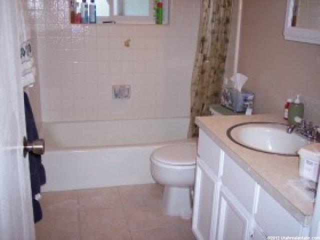 5062 S 2875 W, Roy, UT 84067 — photo 3