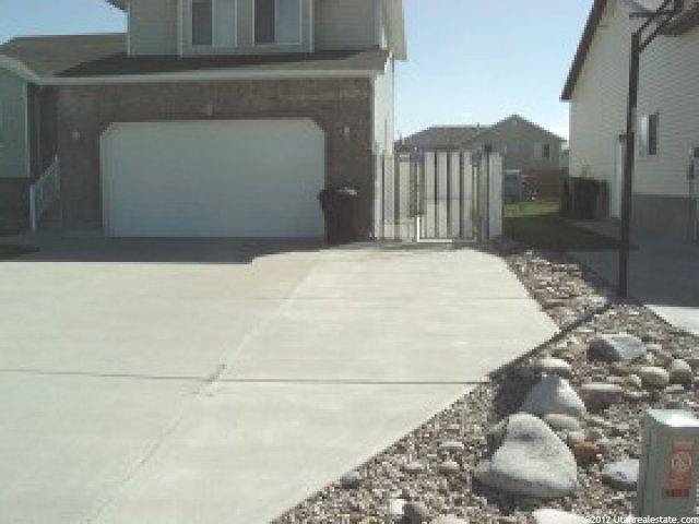 1658 N 2530 W, Clinton, UT 84015 — photo 2