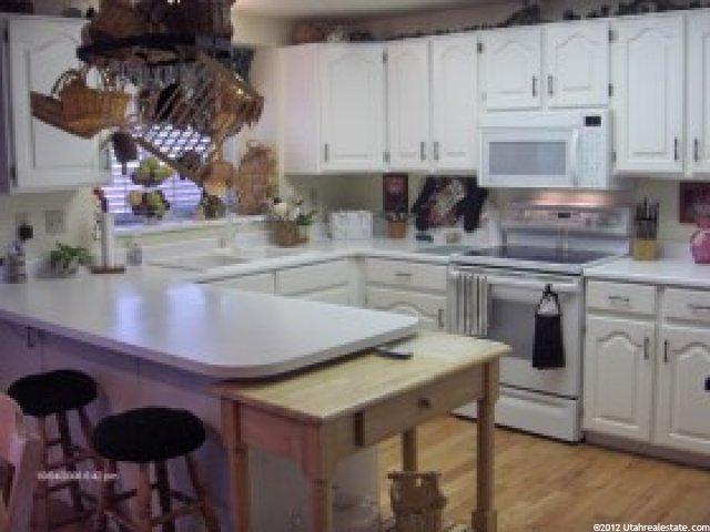 1865 E 2100 N, Layton, UT 84040 — photo 4