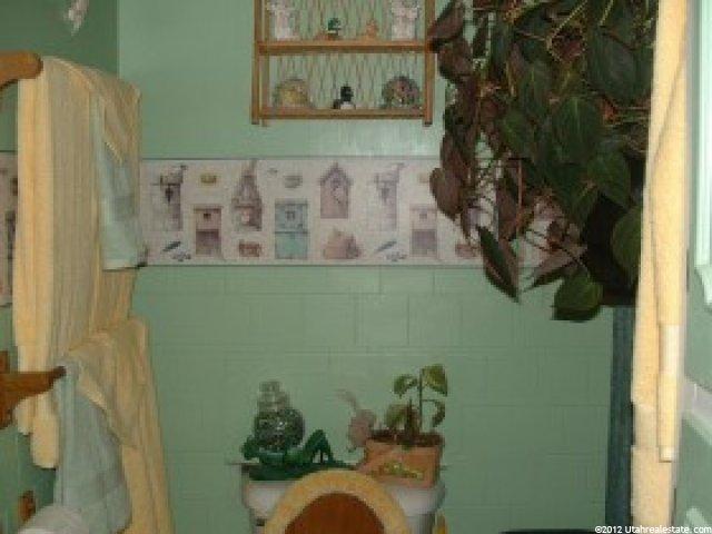 264 S State, Fountain Green, UT 84632 — photo 10