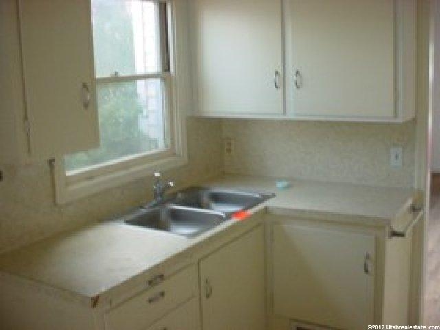 1089 E Sullivan Rd, Ogden, UT 84403 — photo 2