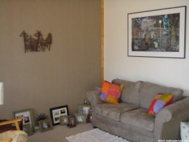 1064 W 25 S, Clearfield, UT 84015 — photo 4