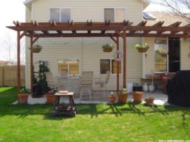 1064 W 25 S, Clearfield, UT 84015 — photo 9
