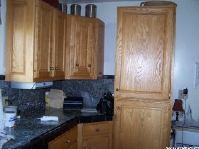 210 E Nicoletti Dr S, Midvale, UT 84047 — photo 5