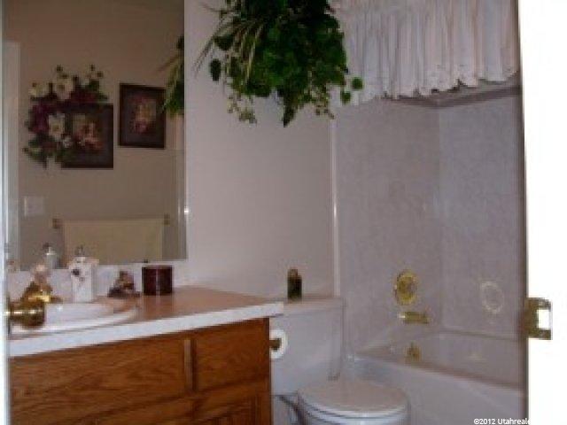 5852 S 3260 W, Roy, UT 84067 — photo 8