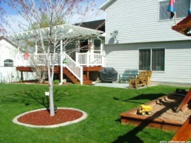 495 Willow Valley Dr, Centerville, UT 84014 — photo 11