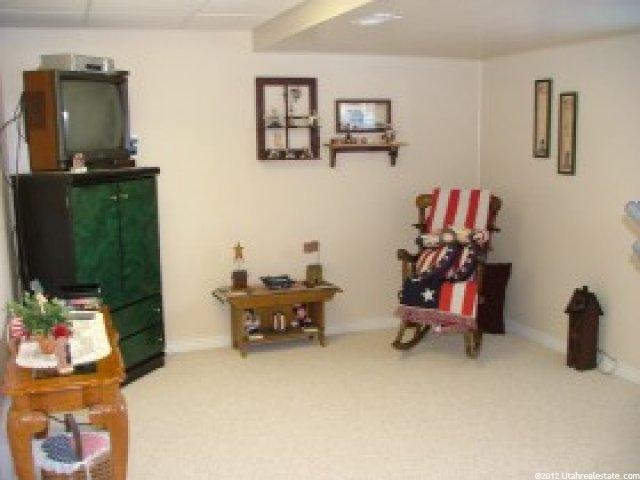 495 Willow Valley Dr, Centerville, UT 84014 — photo 8