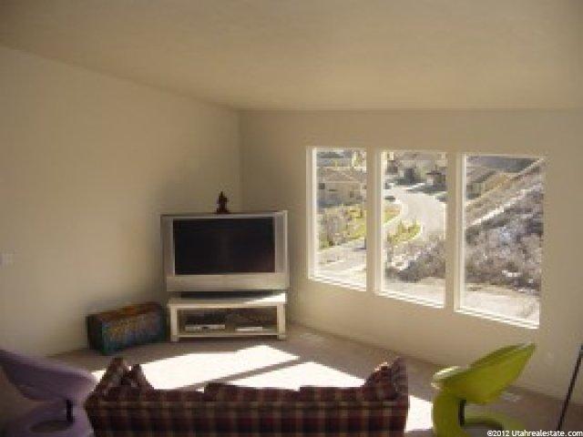 2018 E Aspen Grove Ct E, Draper, UT 84020 — photo 2