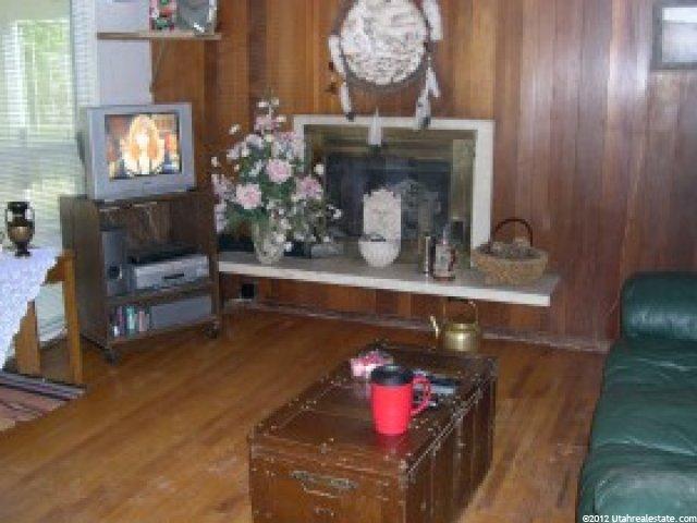 980 N Sapphire Dr, Layton, UT 84041 — photo 4