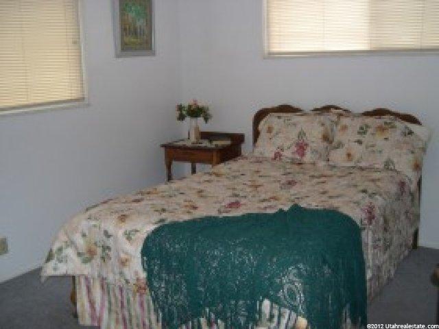 980 N Sapphire Dr, Layton, UT 84041 — photo 8