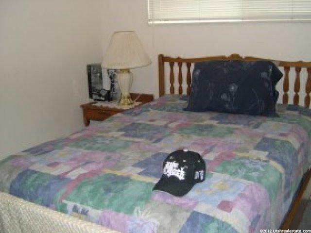 980 N Sapphire Dr, Layton, UT 84041 — photo 9