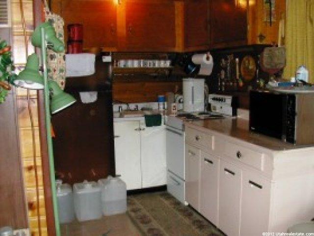 537 S Ray St, Garden City, UT 84028 — photo 2
