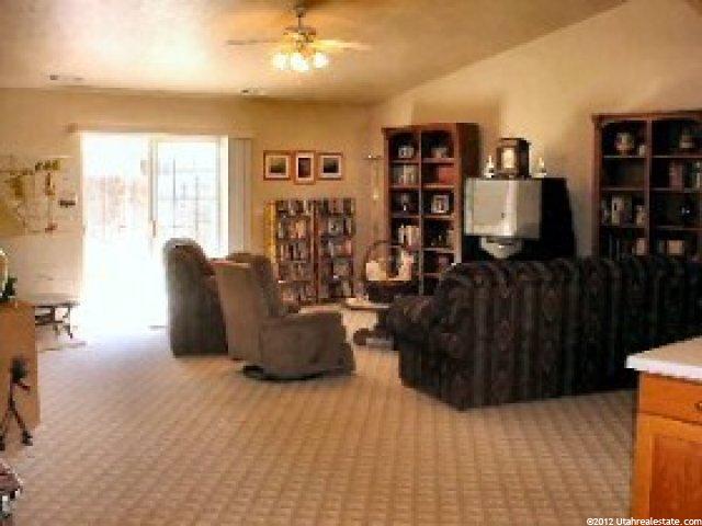 835 W 100 S, Hurricane, UT 84737 — photo 3