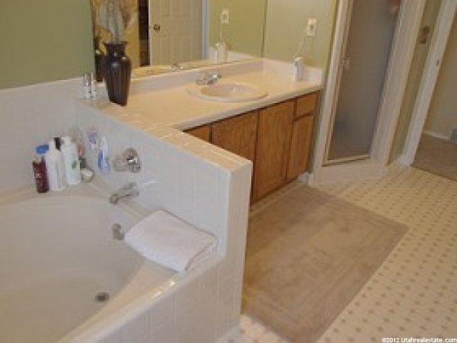 1202 Silversmith Dr, Sandy, UT 84094 — photo 11